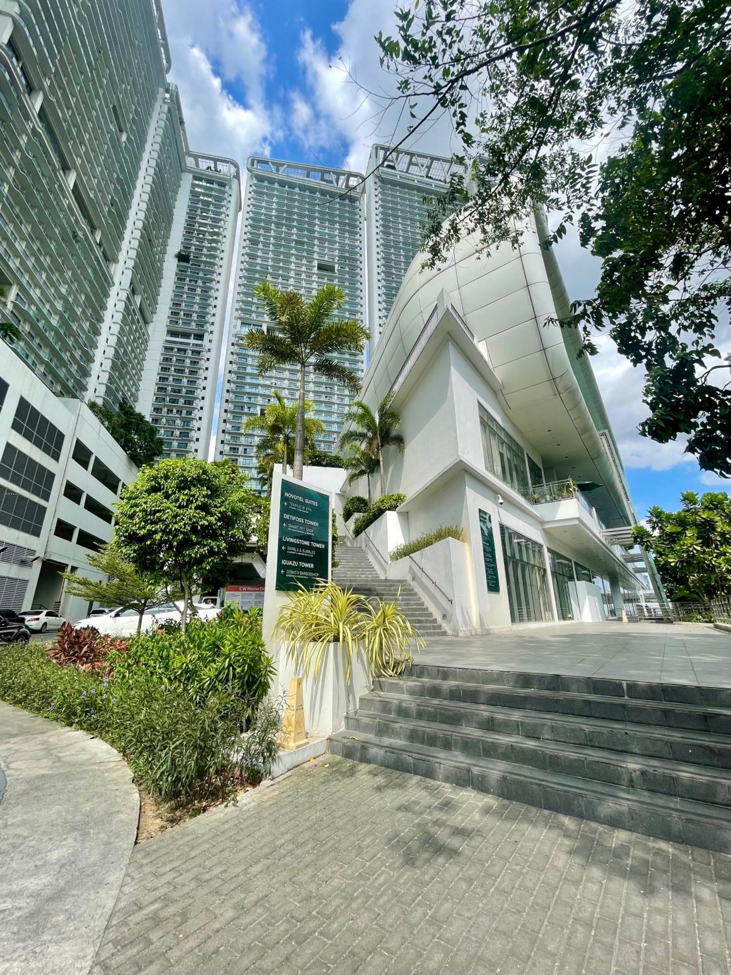 The Serene Escape Rockwell Makati City View 1Br Apartment Manila Exterior photo