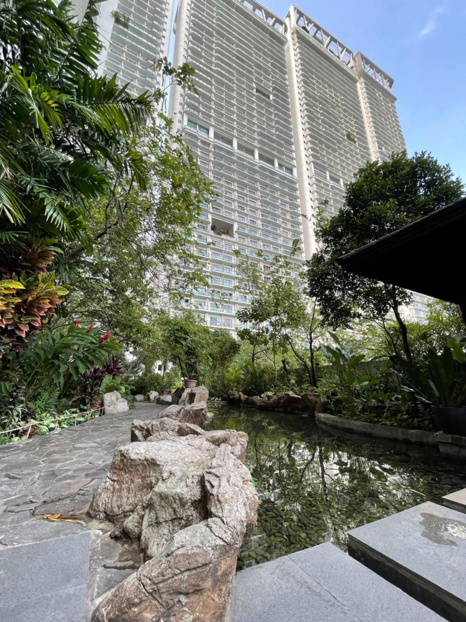 The Serene Escape Rockwell Makati City View 1Br Apartment Manila Exterior photo
